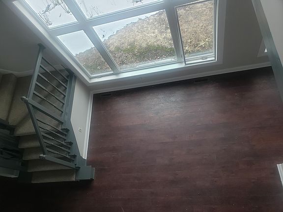 2nd image of 101 Wexford Heights Dr