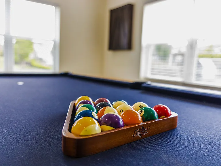 Billiard & Bourbon Lounge