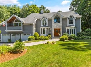 14 Candlewood Rd, Lynnfield, MA 01940