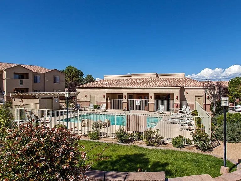 Aspen Ridge Apartment Homes — Photo 1