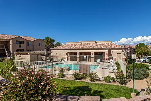 Aspen Ridge Apartment Homes Photo 1