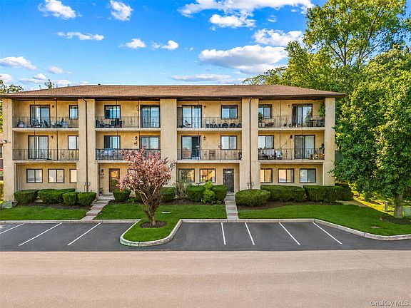 2nd image of 13 Omni Parc Drive