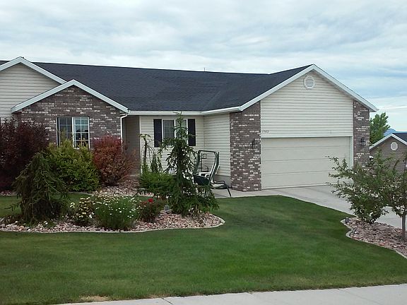 2nd image of 1782 E Heritage Dr