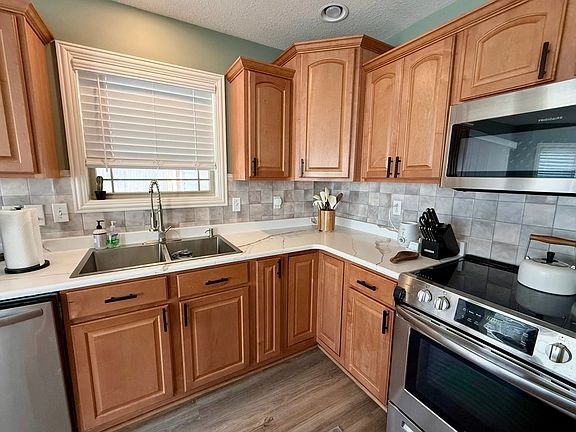 3rd image of 5006 Piedmont Pl