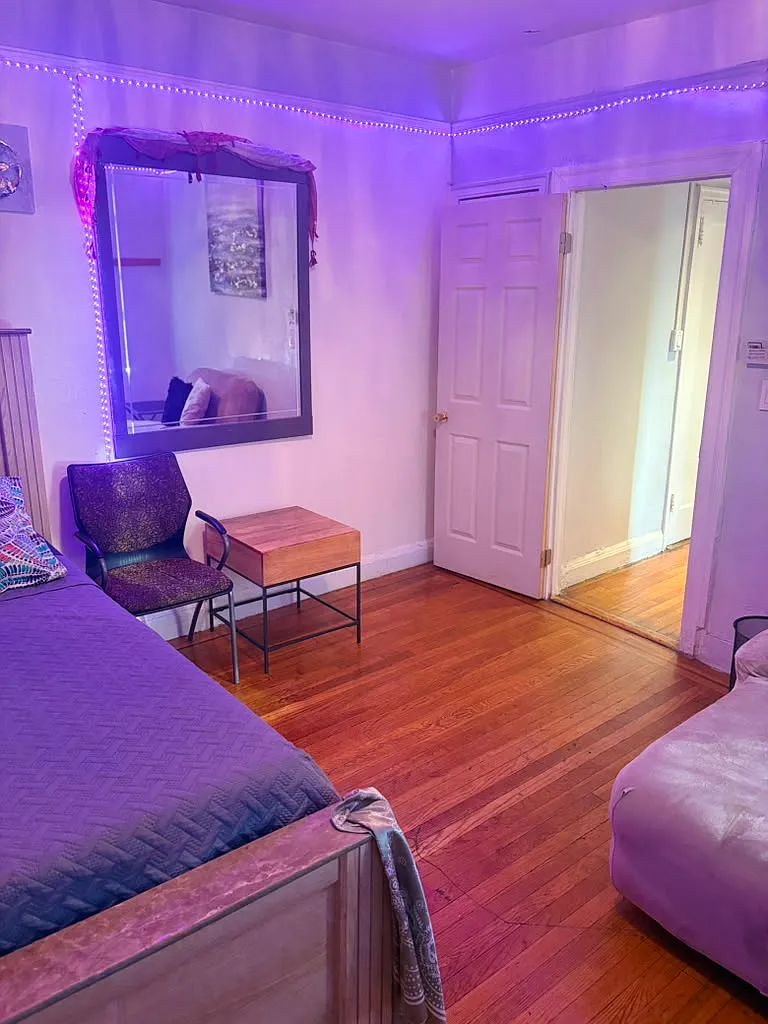 3 bed, $1,100 — Photo 3