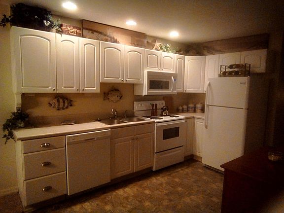 4th image of 17324 Whitewater Ct #326