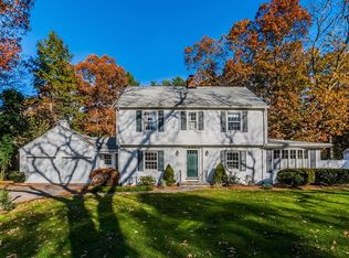 486 Converse St, Longmeadow, MA 01106