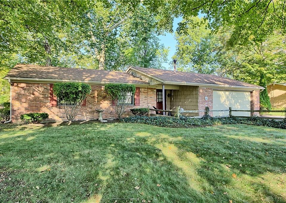 1st image of 1653 N Belleview Dr