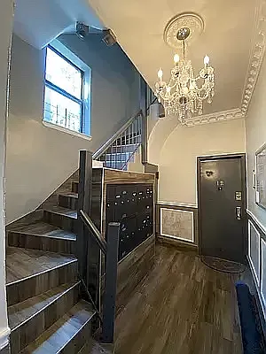 Rented by Oxford Property Group | media 31