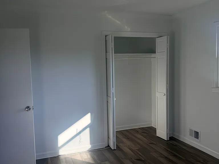 1517 Boiling Springs Rd — Photo 12