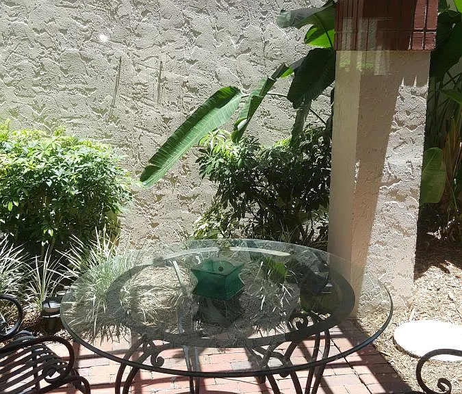 2nd sitting area