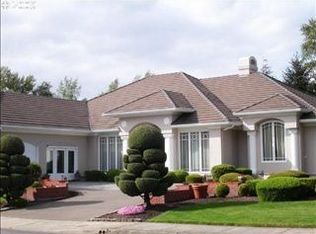 2980 Riverwalk Loop, Eugene, OR 97401