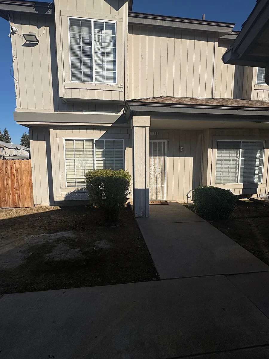 Building Photo - 4781 N Polk Ave #158
