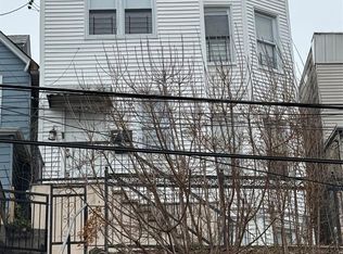 169 Fillmore St, Yonkers, NY 10701