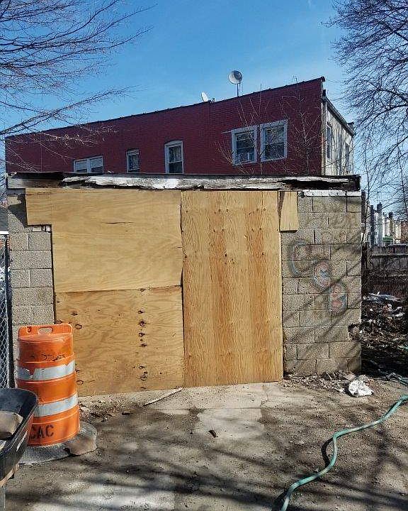 2nd image of 10651 Ruscoe St