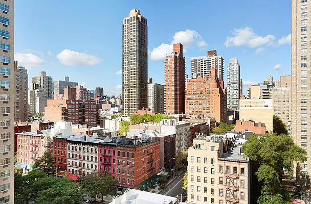 Sold by Stribling | media 13