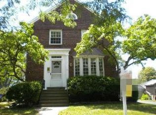 15 E Monroe St, Villa Park, IL 60181