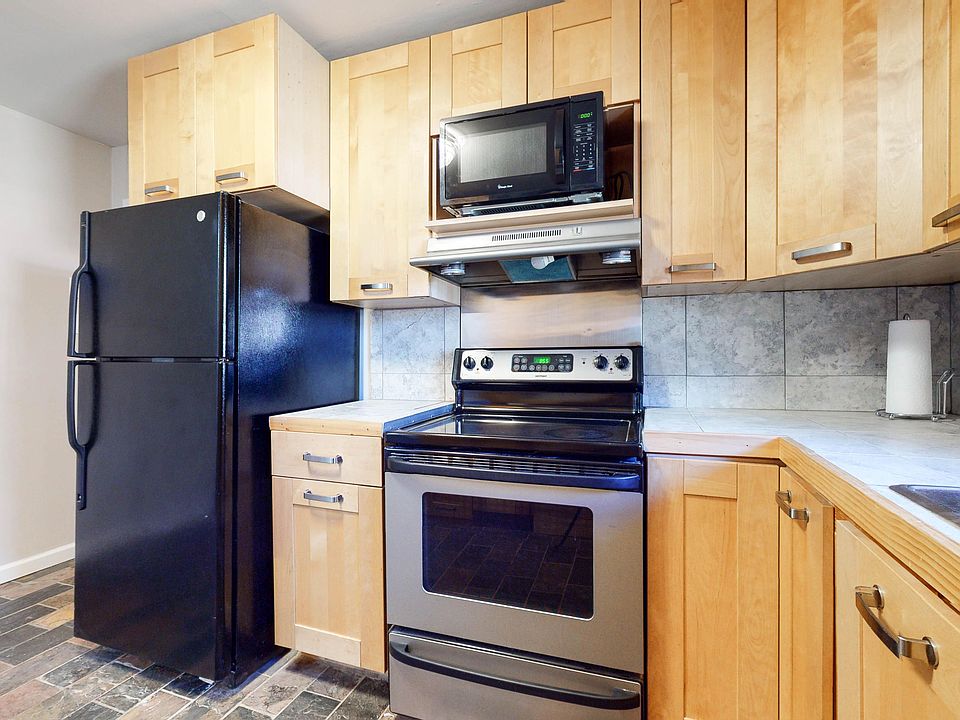 1st image of 4087 Creek Ct #12830733