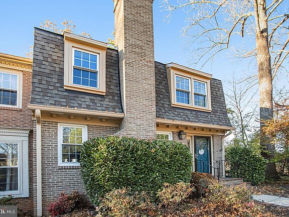 3rd image of 18 Bentridge Ct