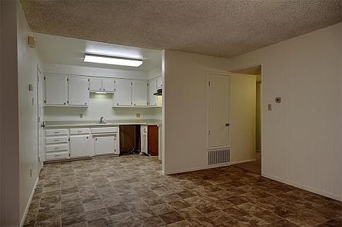 4th image of 5432 Kermit Ln