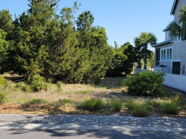 31 Tanbark Court, Bald Head Island, NC 28461