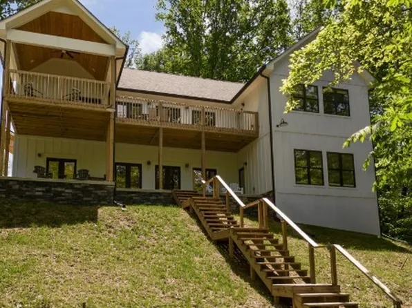 409 Dry Creek Ln, Winchester, TN 37398