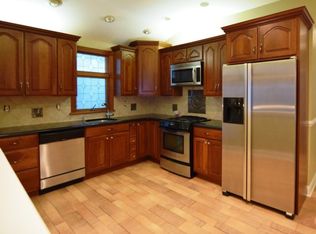 127 Wilson Ave, Staten Island, NY 10308