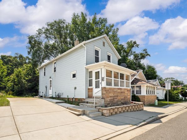 536 N Cedar St