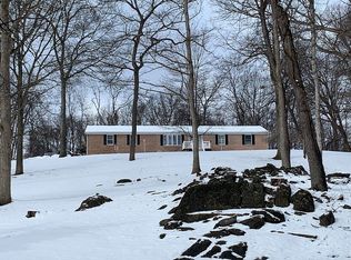 561 Orchard Dale Dr, Clear Brook, VA 22624