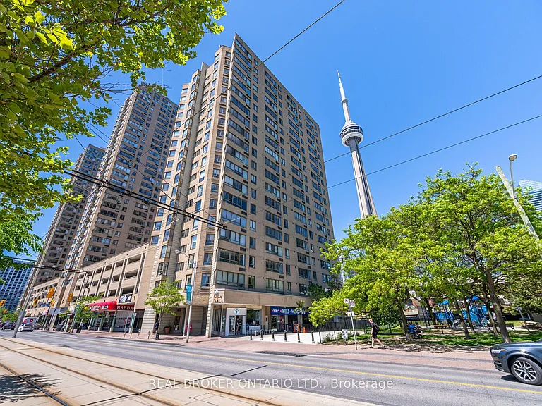 250 Queens Quay W #604 — Photo 2