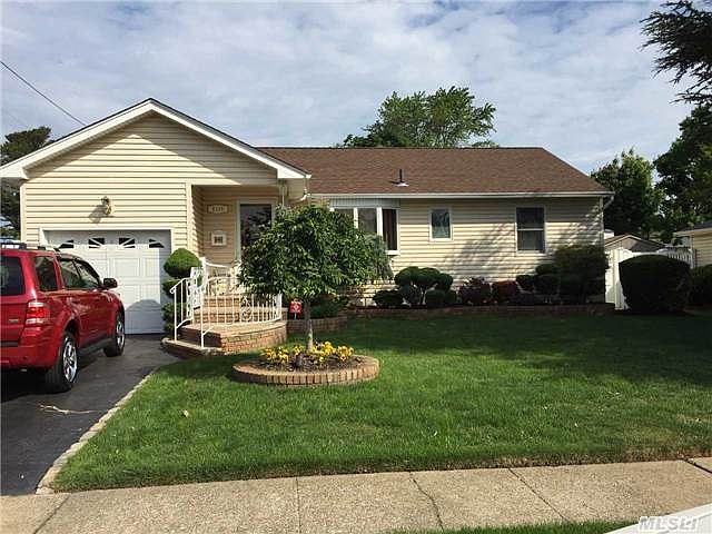1st image of 2109 Central Dr S