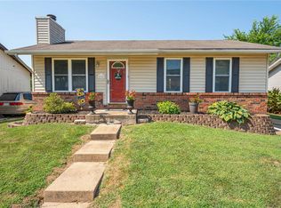 838 Matthews Dr, Fenton, MO 63026