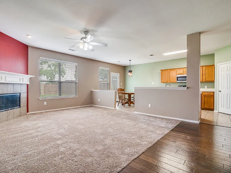 3646 Hawthorne Trl — Photo 7