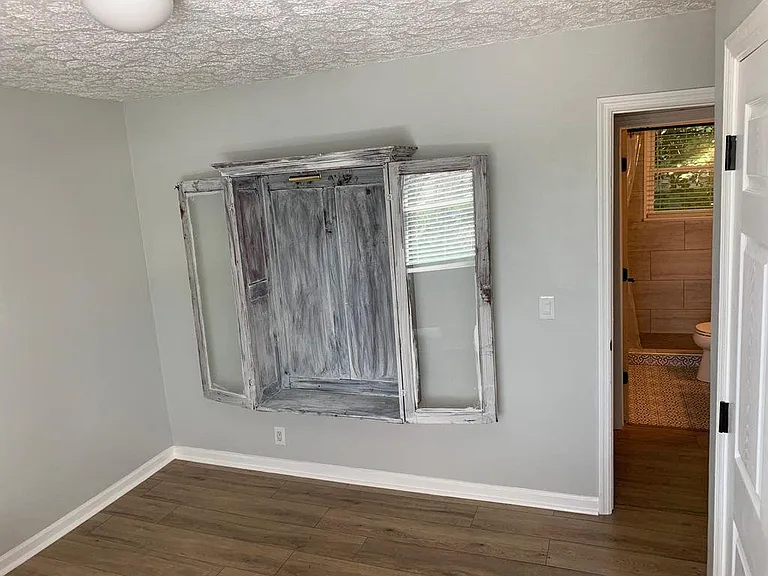 2332 Batavia St #A — Photo 6