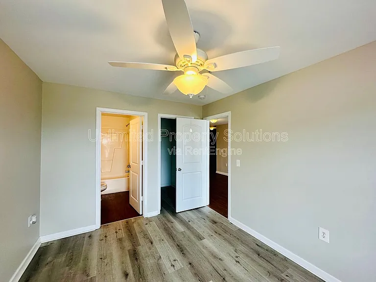 376 S Kerr Ave #305 — Photo 15
