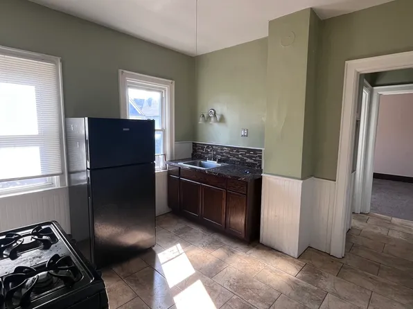 88 Arnold St #3, Buffalo, NY 14213