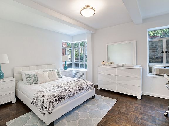 4th image of 15 W 84th St APT 1H