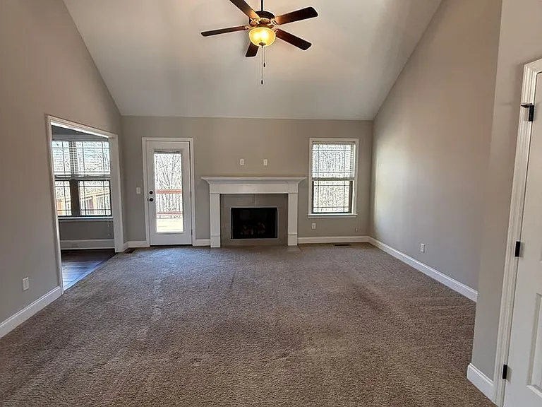 6468 Winlerkorn Ln — Photo 4