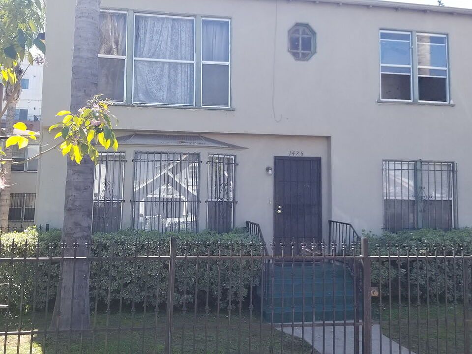 1st image of 1414 W 25th St