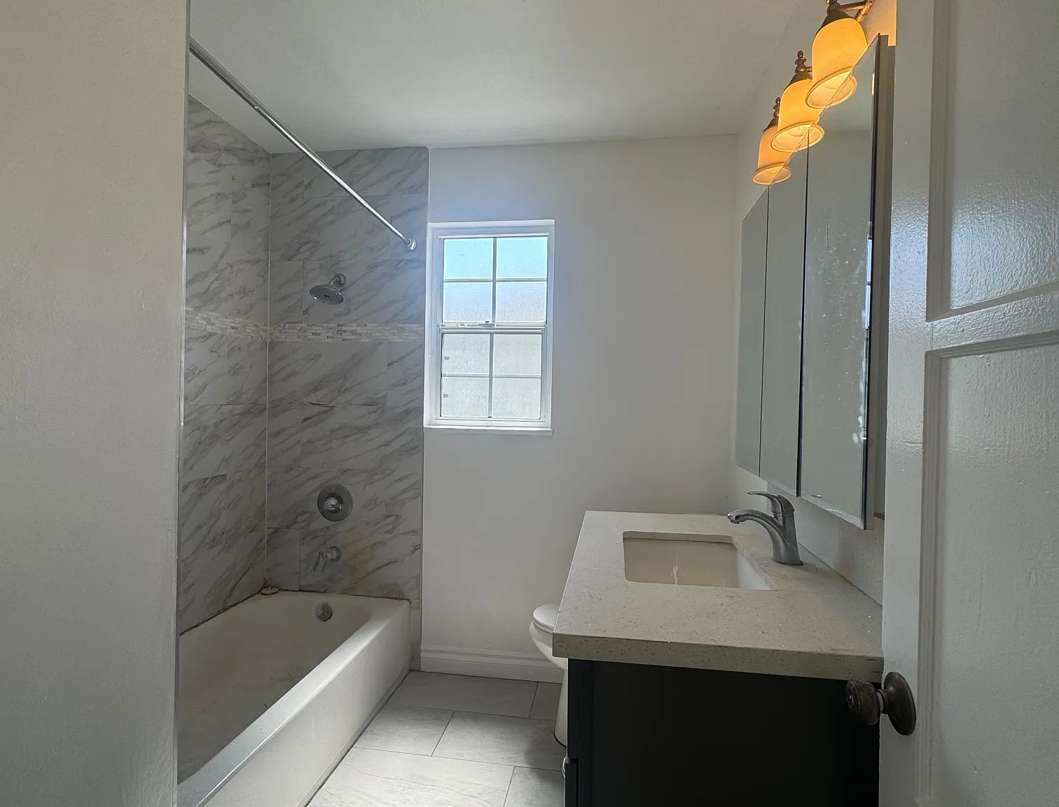 1 bed, 600 sqft, $1,975 — Photo 3