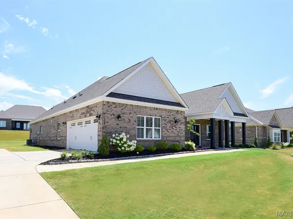 1270 Charleston Dr, Prattville, AL 36066