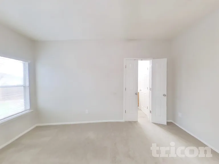 705 Pampas Ricas Dr — Photo 8