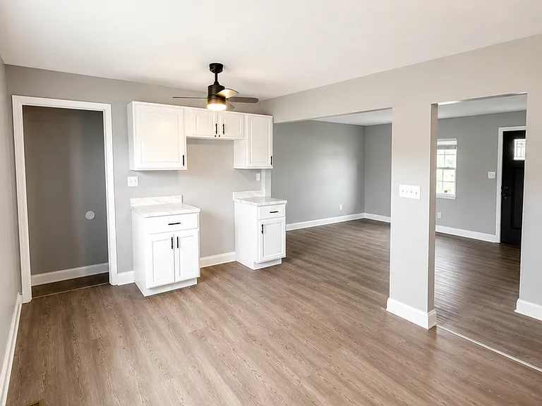 1386 Faber Ave — Photo 4