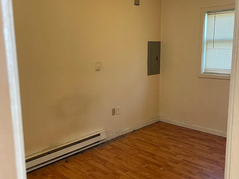 311B Durham Ave — Photo 5