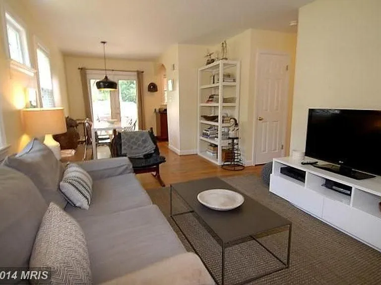 Living room-3