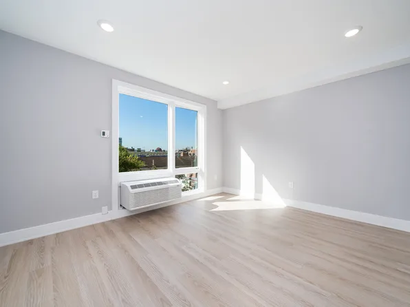 53 High Street image 12 of 13