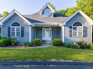 10 Deer Creek Dr #10, Madison, CT 06443