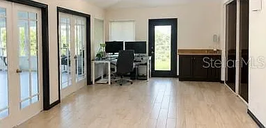1858 N Prairie Dunes Ct — Photo 6