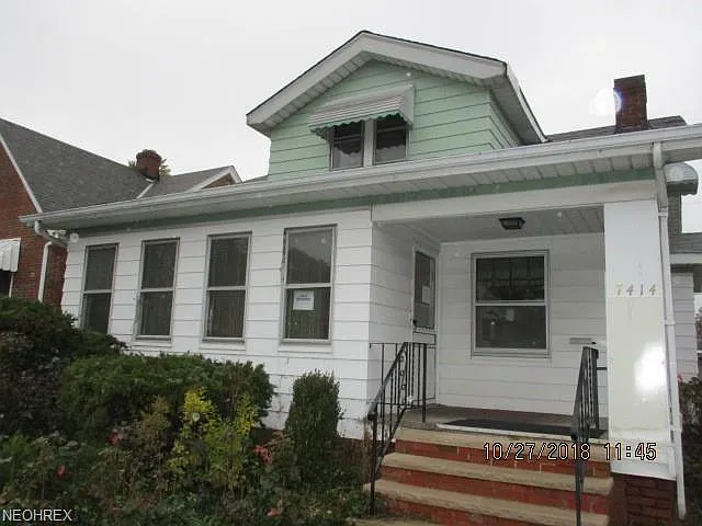 7414 Manhattan Ave photo 1