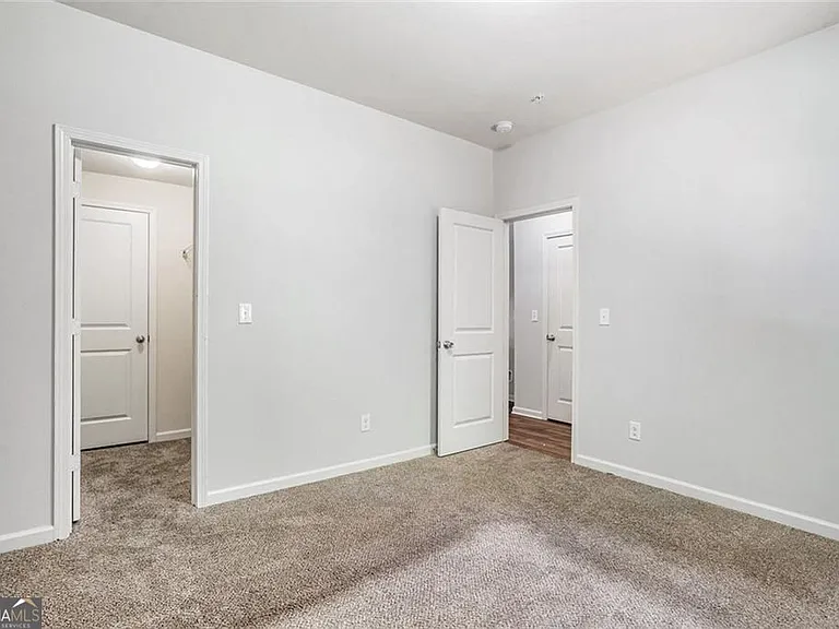 4043 Avalon Rd SW — Photo 6